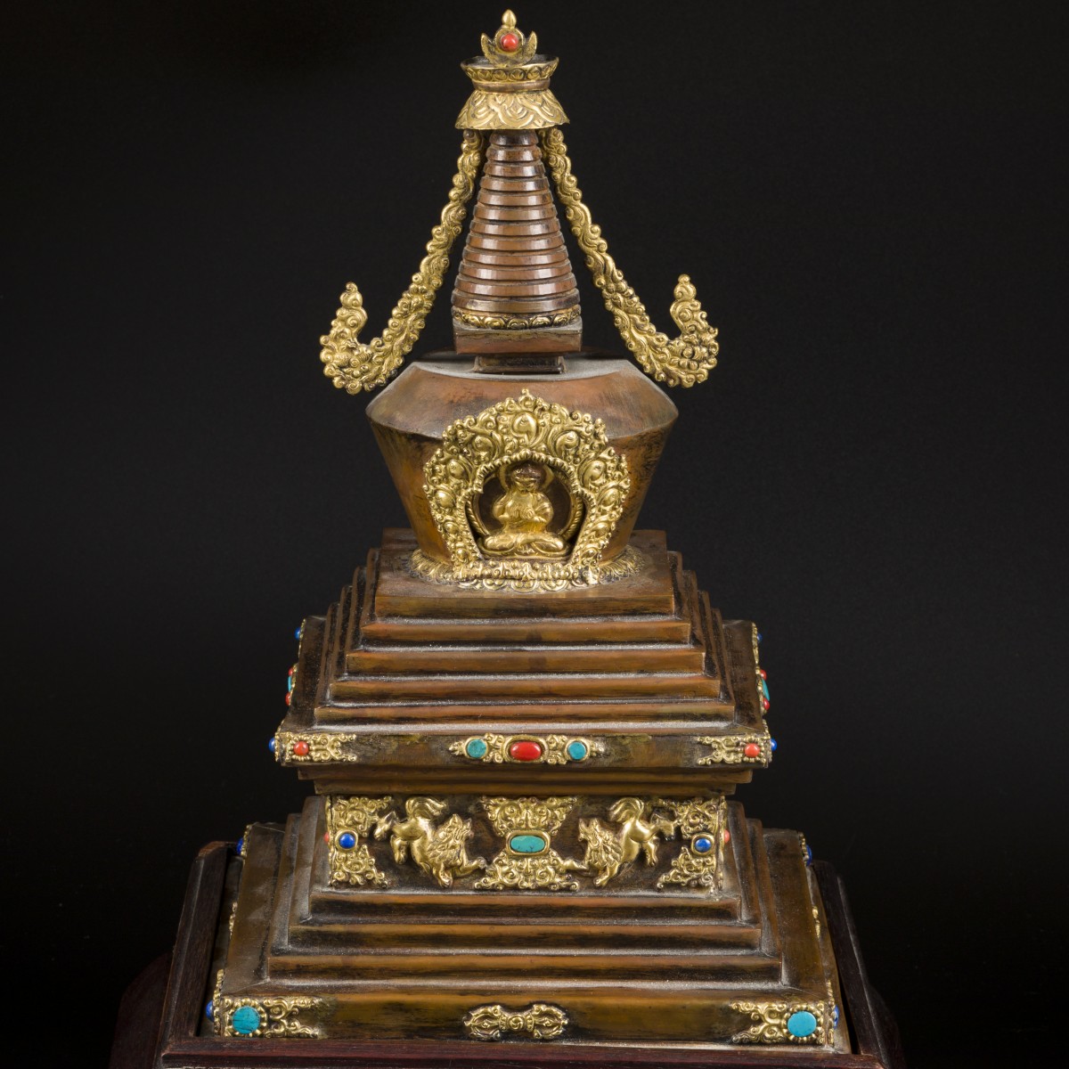 Een boeddhistische Bodhi pagode / stupa, Sino Tibetaans, 20e eeuw.