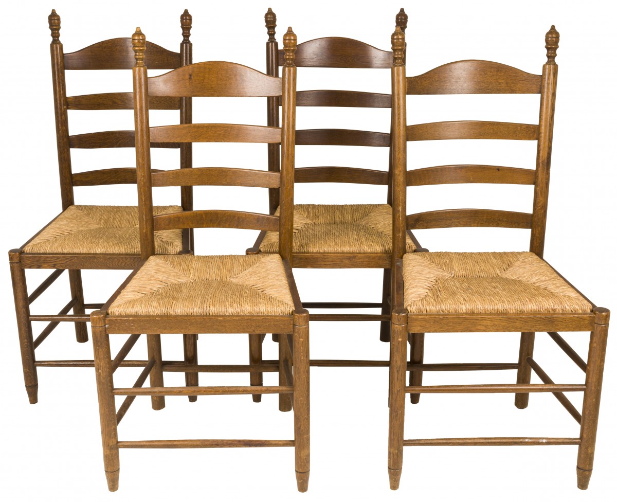 Een set van (4) eikenhouten knopstoelen, Holland, 20e eeuw.