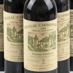 (6) Chateau Carbonnieux - Grand Cru Classé - Pessac-Léognan - 1988.