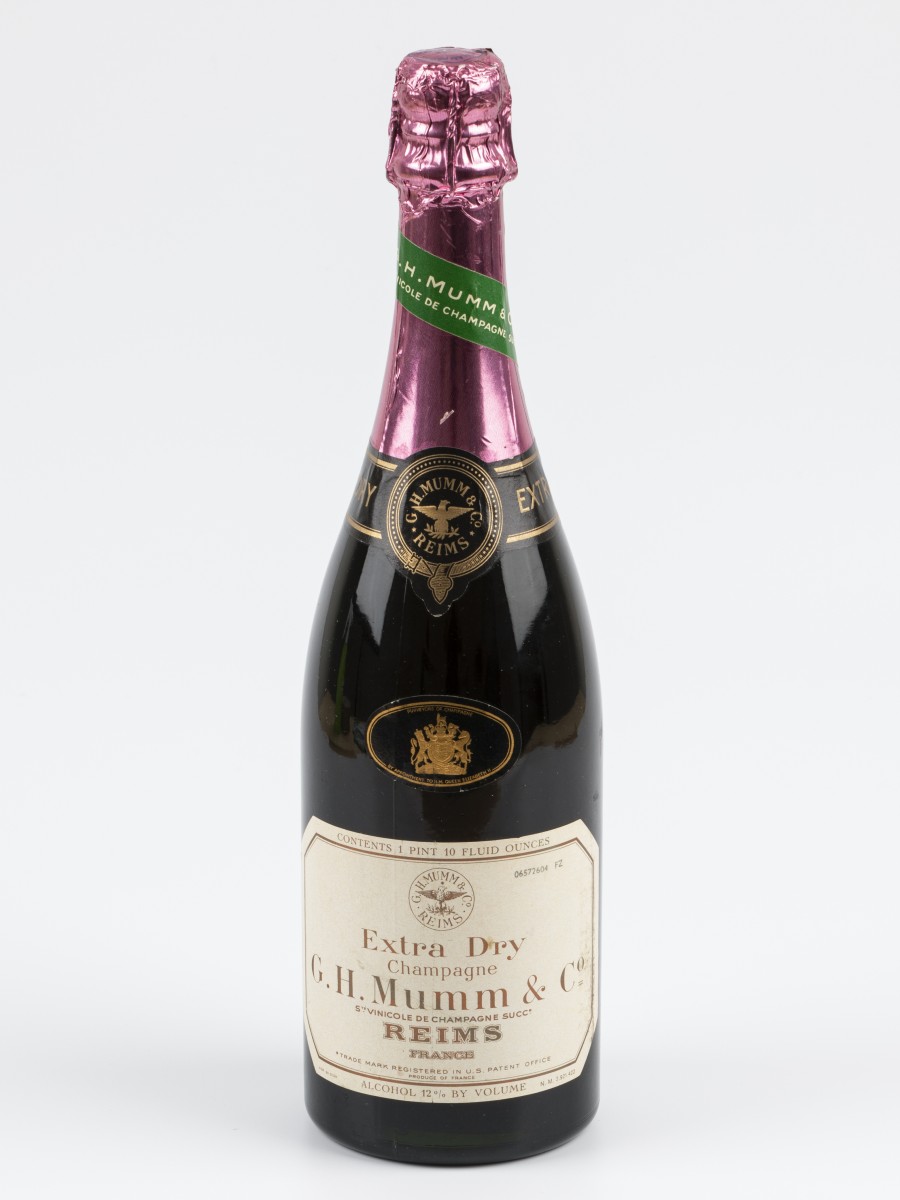 G.H. Mumm & Co - Extra dry Champange - 1960?.