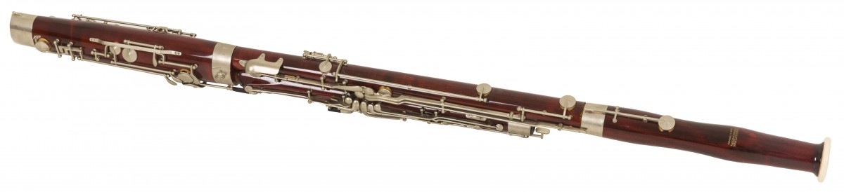 Een fagot, houten blaasinstrument, 20e eeuw.