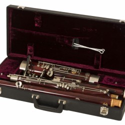 Een fagot, houten blaasinstrument, 20e eeuw.
