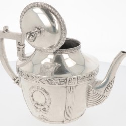 (4) delig koffie- en theeservies zilver.