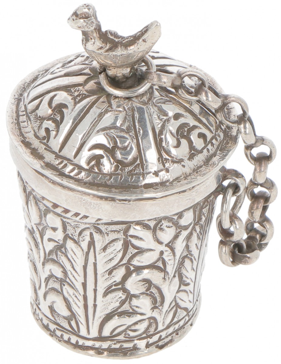 Doosje zilver.