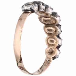 Rosegouden rij ring, met 7 roos geslepen diamanten - 14 kt. en 835/1000.