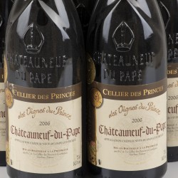 (8) Les Vignes du Prince - Châteauneuf du Pape - 2006.