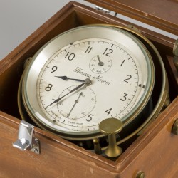 Een marine 2-dagen chronometer, Thomas Mercer Ltd, St. Albans, Engeland, mid. 20e eeuw.