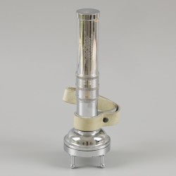 Een grote Siebe Gorman & Co. duikers zaklamp, eerste helft 20e eeuw.