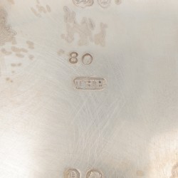 Roomkan zilver.