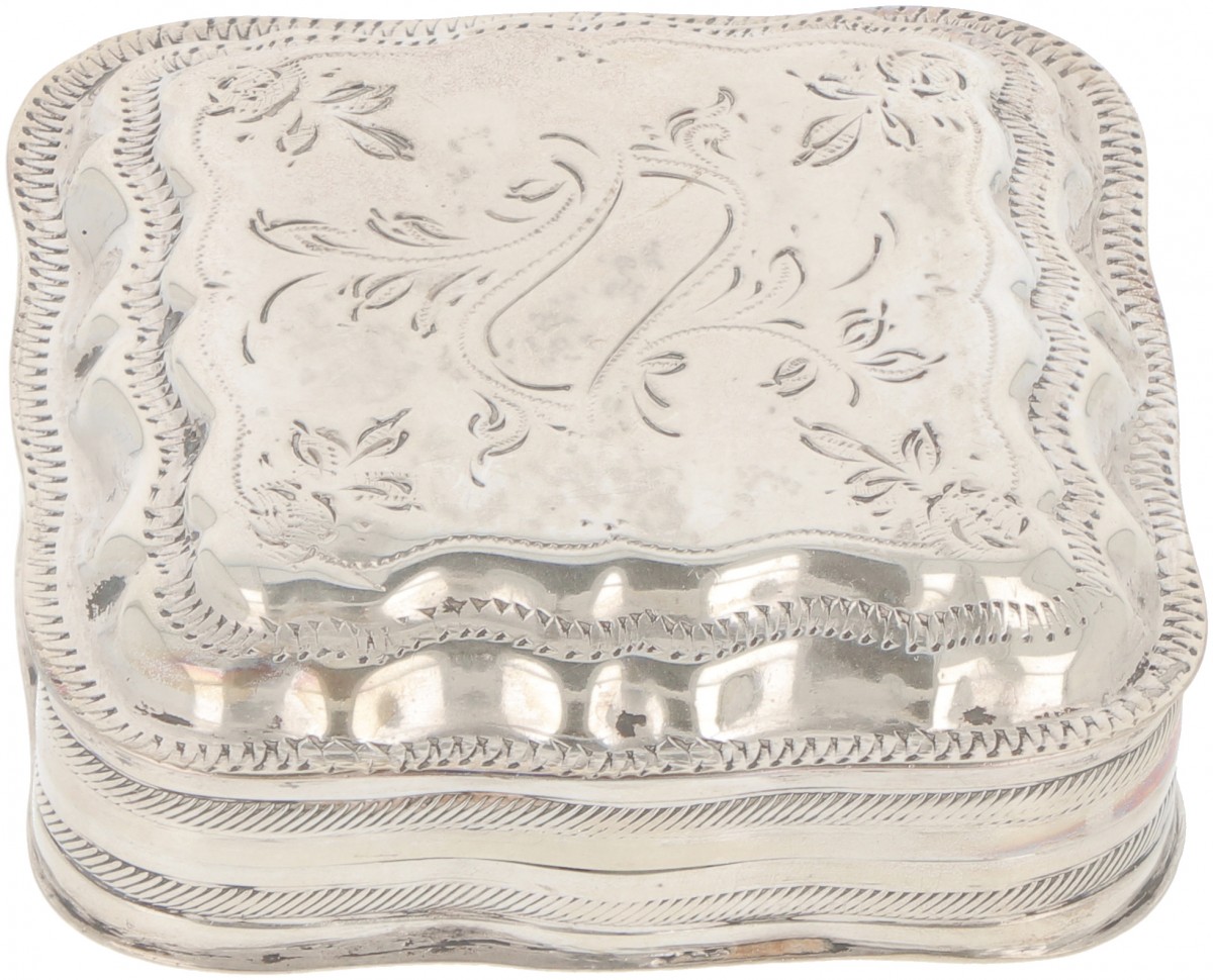 Pepermunt doosje zilver.