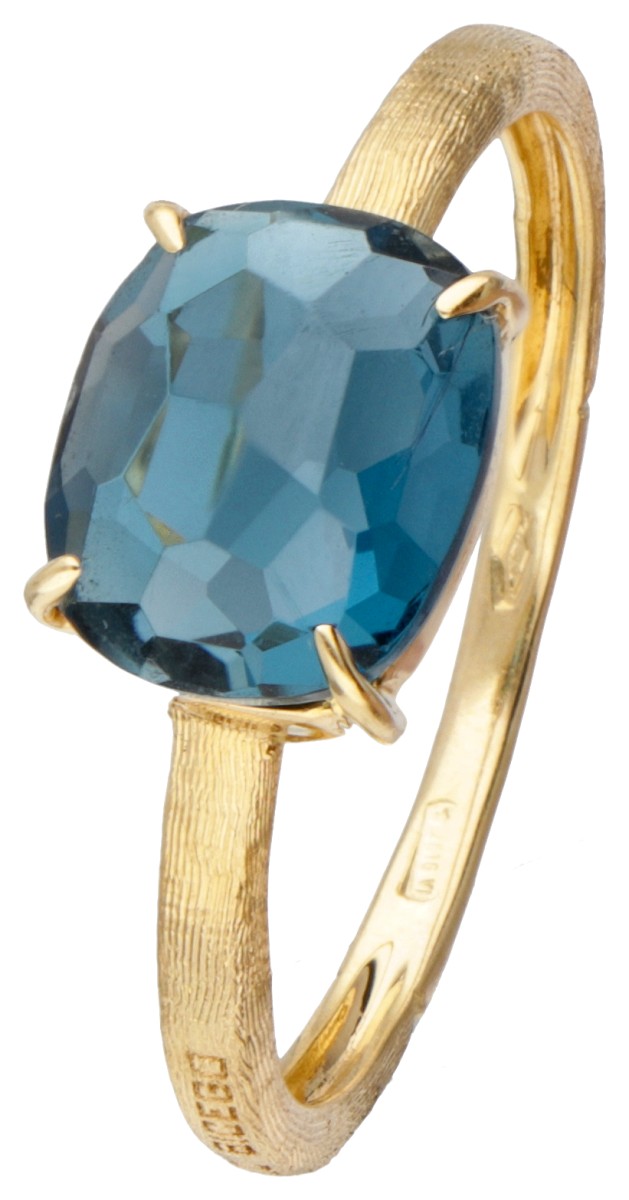 Marco Bicego 18 kt. geelgouden 'Murano' ring bezet met blauwe topaas.