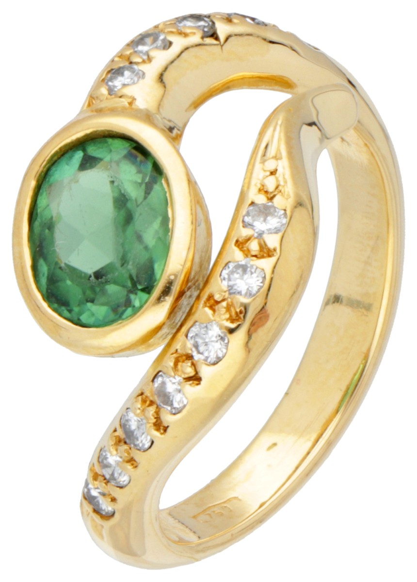 18 kt. Geelgouden vintage ring bezet met ca. 0.96 ct. toermalijn en ca. 0.24 ct. diamant.