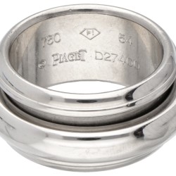 18 kt. Witgouden Piaget 'Possession' ring bezet met ca. 0.10 ct. diamant.