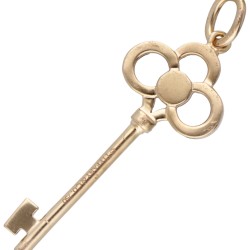 Tiffany & Co. 18 kt. roségouden sleutelvormige hanger bezet met ca. 0.39 ct. diamant.