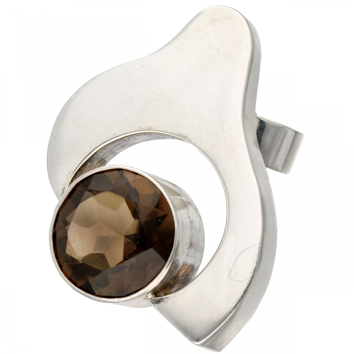 Zilveren Kultateollisuus Ky ring, met rookkwarts - 835/1000.
