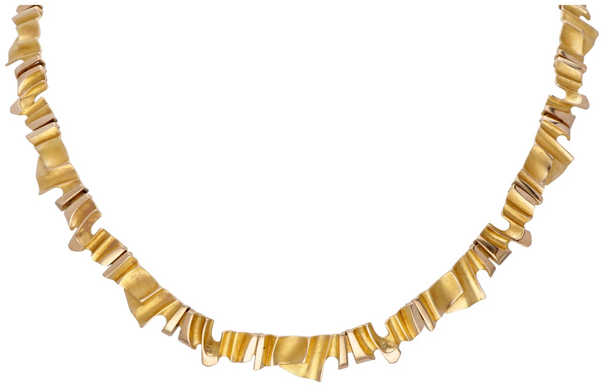 14 kt. Geelgouden 'Calla' collier door Finse designer Zoltan Popovits voor Lapponia.