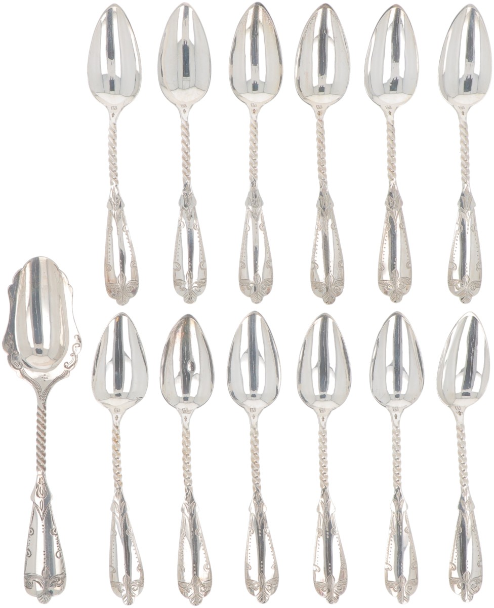 (13) delige set koffielepels & suikerschep zilver.