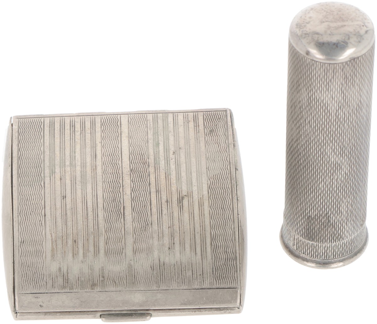 (2) delig lot diversen zilver.