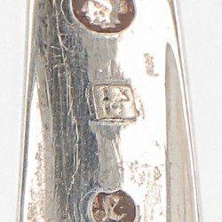(2) delig lot strooilepels zilver.