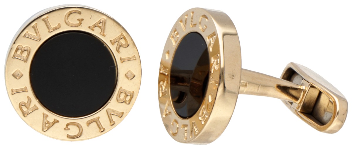 18 kt. Geelgouden 'BVLGARI BVLGARI' manchetknopen bezet met onyx.