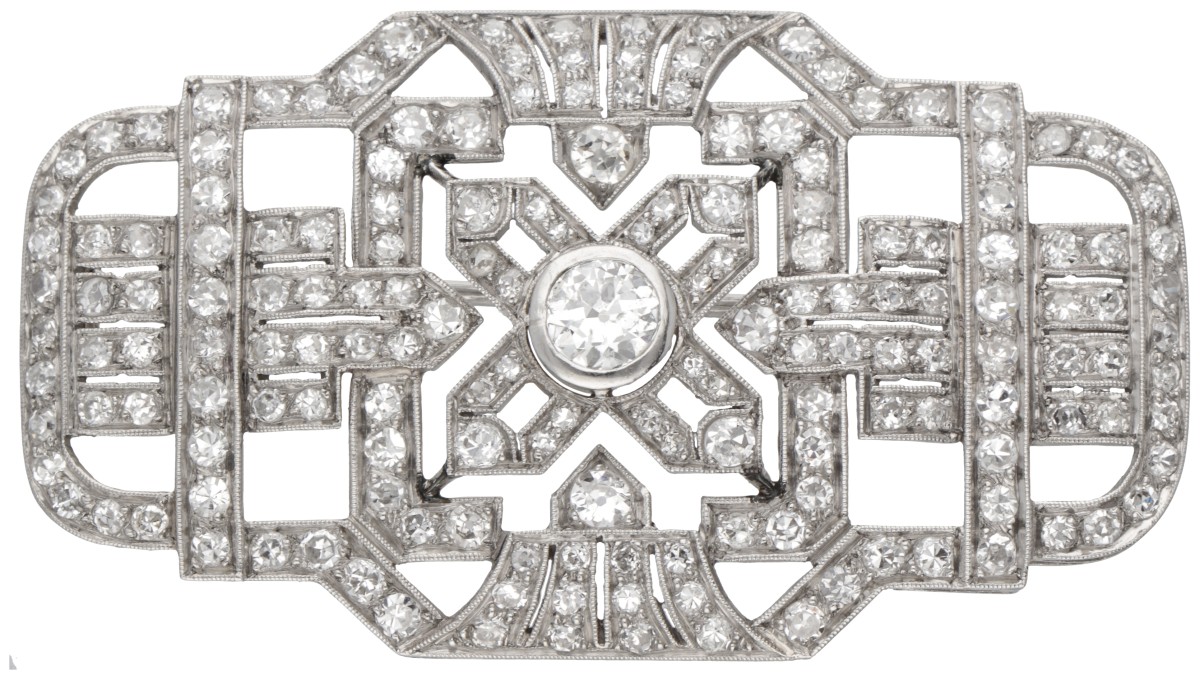 Pt 950 Platina ajour art deco broche bezet met ca. 3.15 ct. diamant.