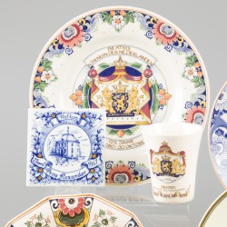 Een lot diverse koningshuis memorabilia - Van Oranje Nassau, Holland, 20e eeuw.