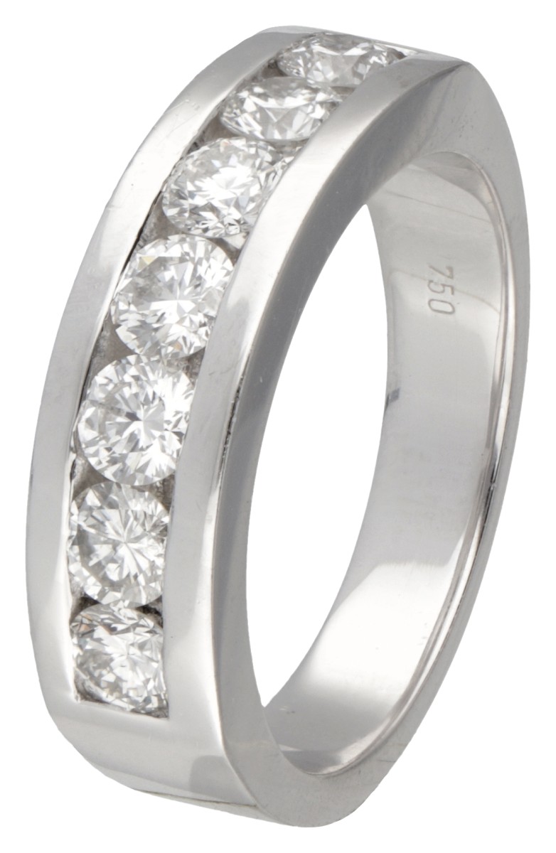 18 kt. Witgouden alliance ring bezet met ca. 1.05 ct. diamant.