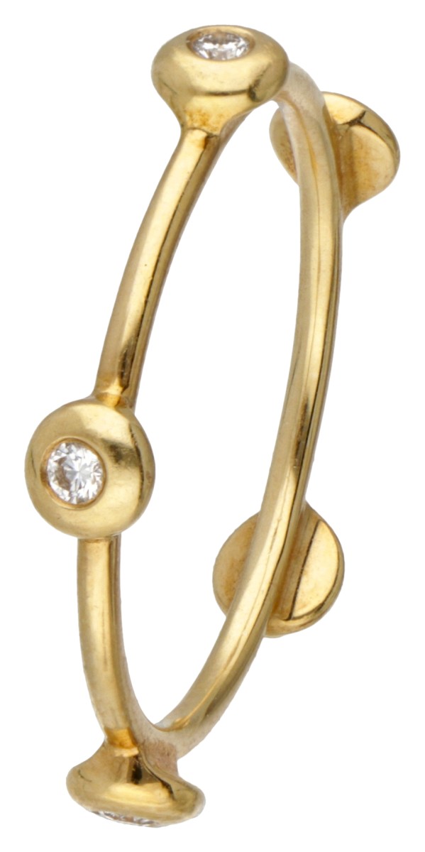 18 kt. Geelgouden no.1515 ring met diamant door designer Regitze Overgaard voor Georg Jensen.