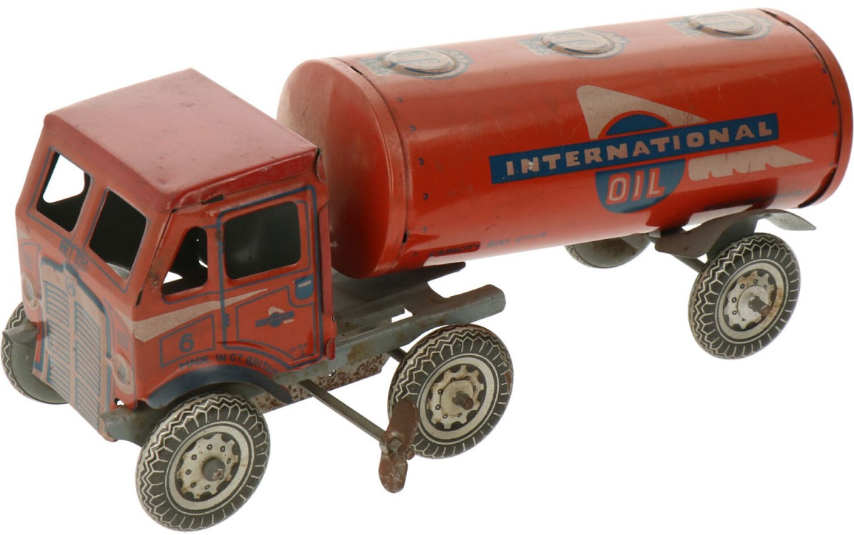 Mettoy AEC Monarch International oil tanker