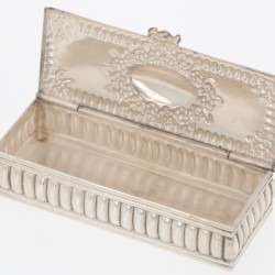 Tandenstoker doosje zilver.