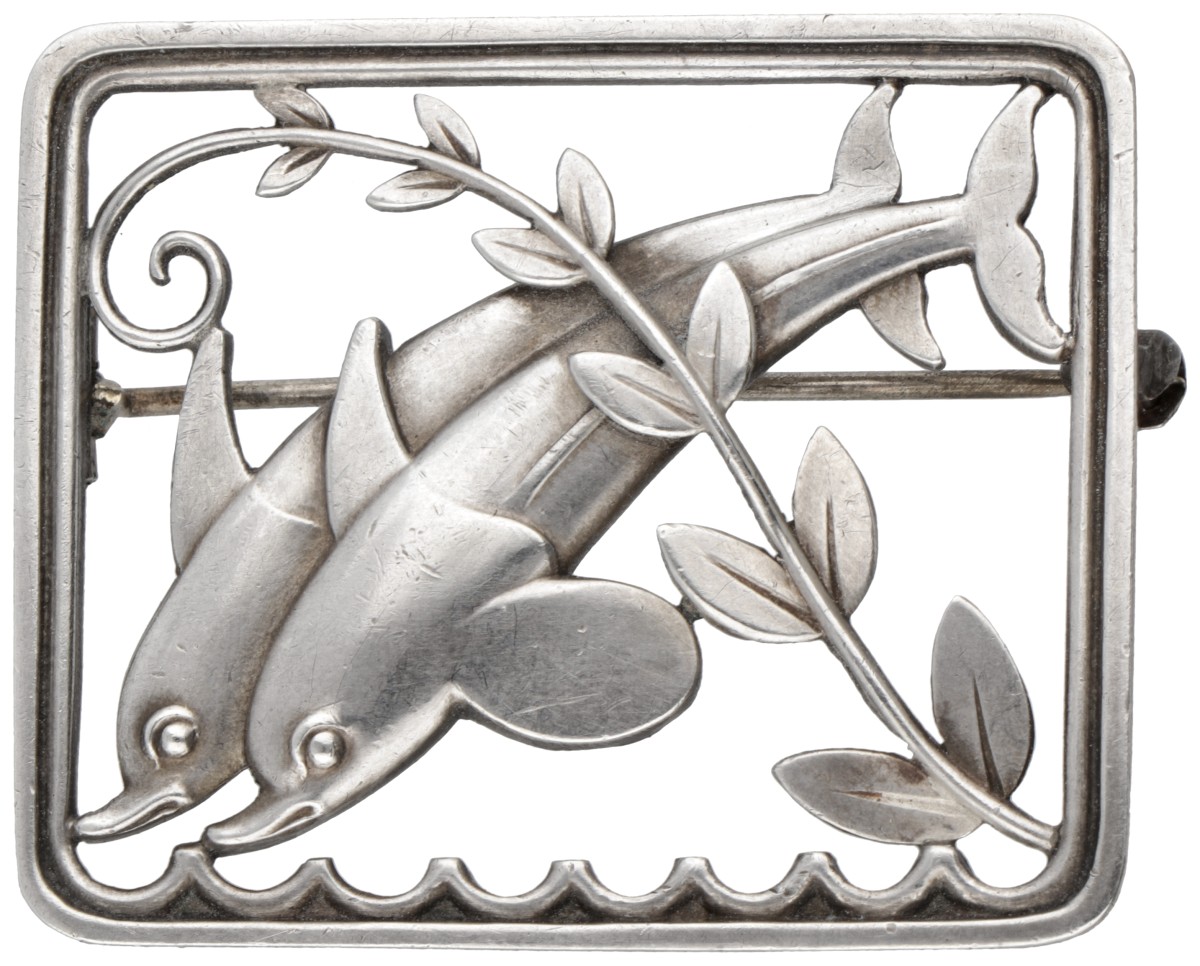 Sterling zilveren no.251 'Dolphins' broche door Arno Malinowski voor Georg Jensen.