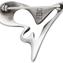 Sterling zilveren no.324 'Amoeba' broche door Henning Koppel voor Georg Jensen.