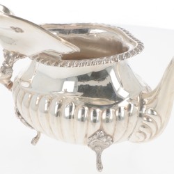 (3) delig theeservies zilver.