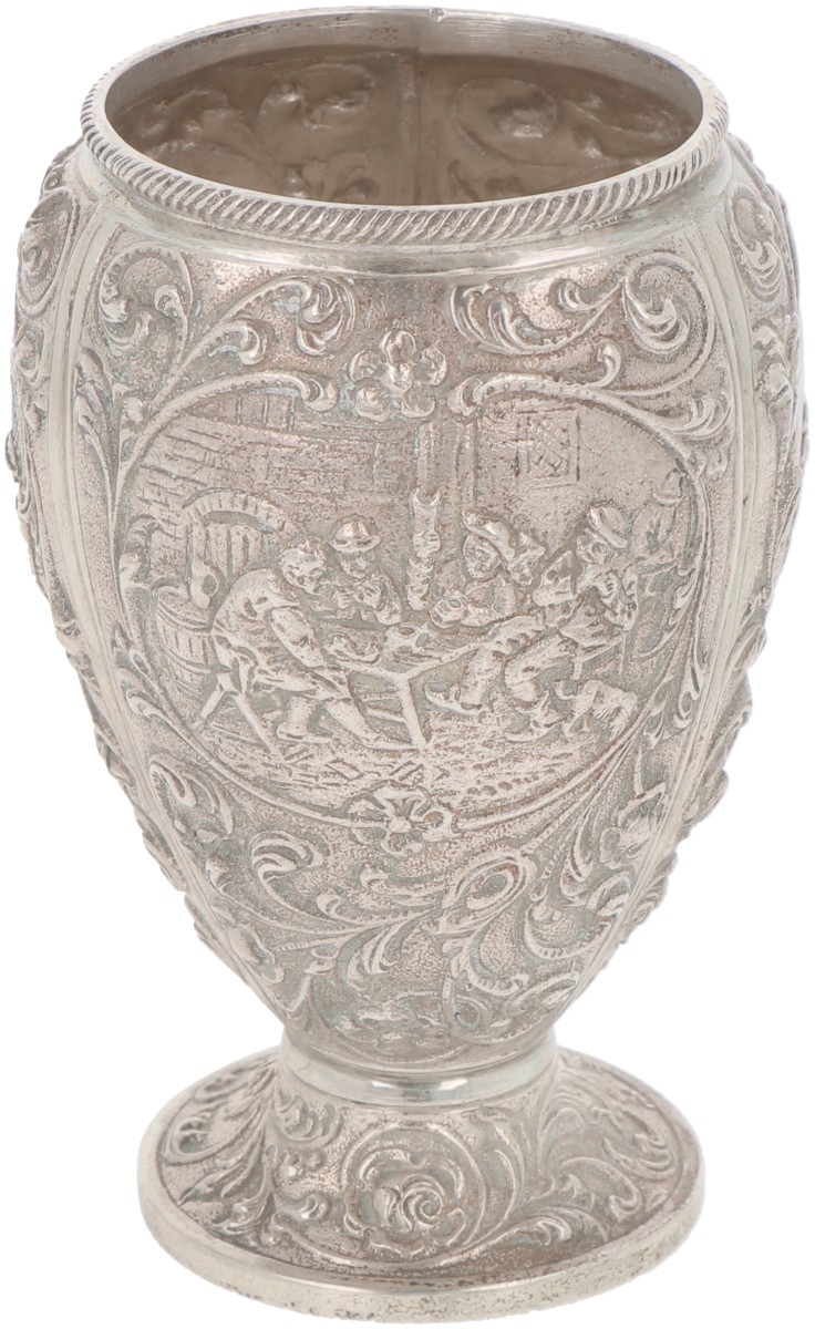 Lepelvaasje zilver.
