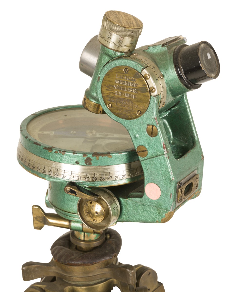 Een Carl  Zeiss afstandsmeter, gebruikt in de Falkland oorlog door Argentinië