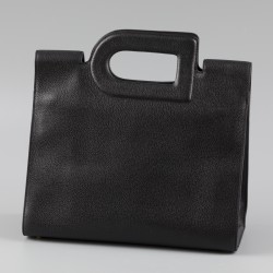 Een zwarte Delvaux "D top handle"/ D-handvat handtas, België, 2e helft 20e eeuw.