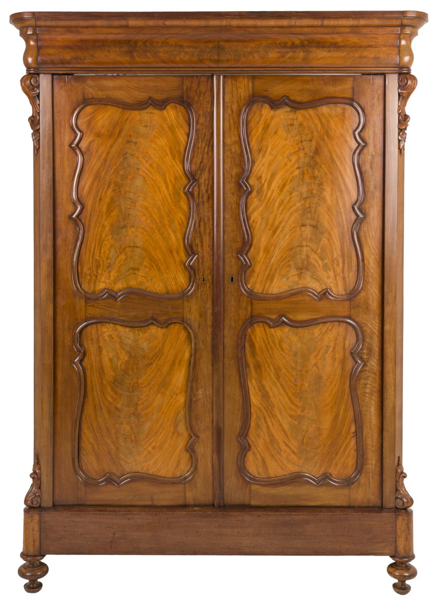 Een mahonie gefineerde Willem III-stijl linnenkast, Holland, ca. 1860.