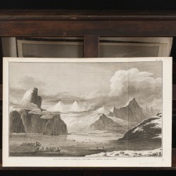 Een lot bestaande uit (3) diverse gravures met topografische landschappen (James Cook), 18e eeuw.