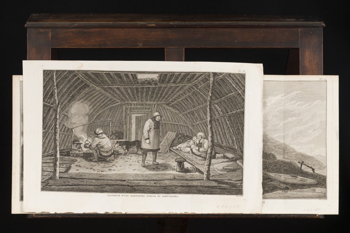 Een lot bestaande uit (3) diverse gravures met topografische landschappen (James Cook), 18e eeuw.