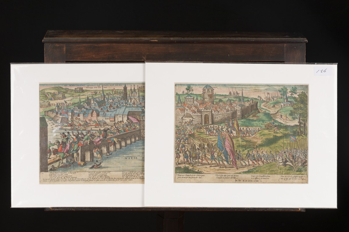 Frans HOOGENBERGH (1540-1592), Twee diverse gravures: resp. Beleg van Montbrison en van Maastricht, 16e eeuw.