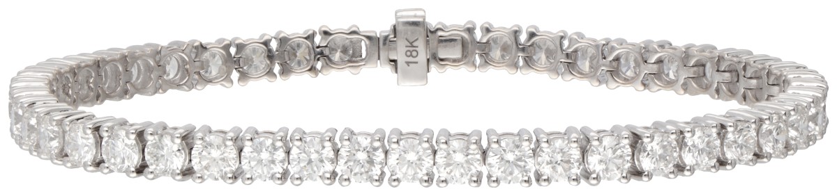 18 kt. Witgouden tennisarmband bezet met ca. 8.55 ct. diamant.