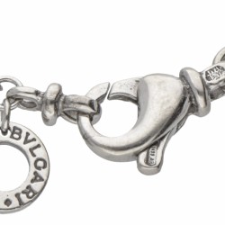 'BVLGARI BVLGARI' 18 kt. witgouden collier en hanger bezet met ca. 0.09 ct. diamant.