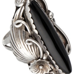 Rose Castillo Navajo sterling zilveren Native American ring bezet met onyx.