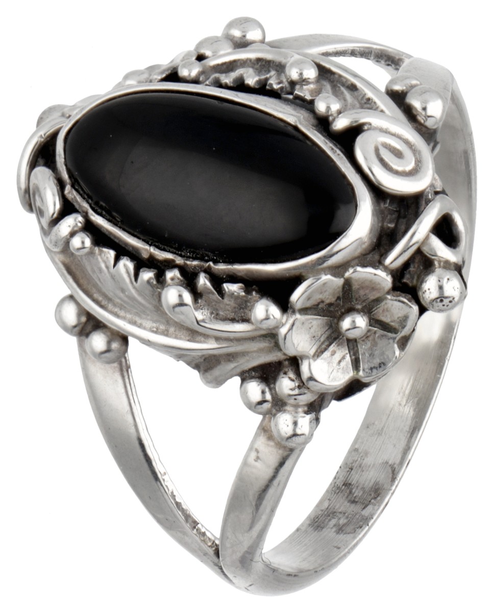 Raymond Gasper Zuni sterling zilveren Native American ring bezet met onyx.