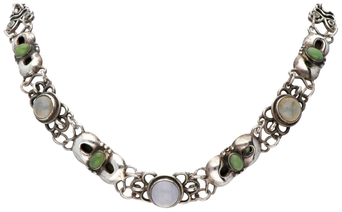 835 Zilveren art deco Bielefeld collier met chalcedoon en agaat door Rudolf Feldmann.