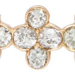 18 kt. Geelgouden antieke bangle armband bezet met ca. 3.43 ct. diamant.
