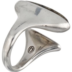 Sterling zilveren no.172 ring met labradoriet door Bent Gabrielsen voor Georg Jensen.