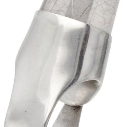 Sterling zilveren no.151 ring met rutielkwarts door Vivianna Torun voor Georg Jensen.