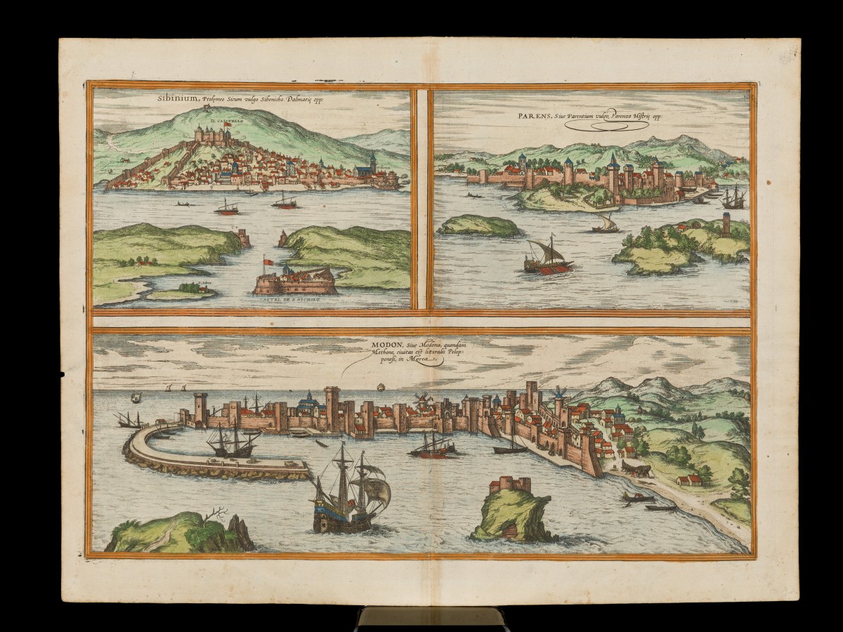 Remigius HOGENBERG (c.1536-1588) & Georges BRAUN (1541-1622), Gezicht in vogelvlucht perspectief op (3) havensteden: Modona (Griekenland), Sibenik en Porec (Kroatië) - Sibinium, Parens, Modon, ca. 1575.