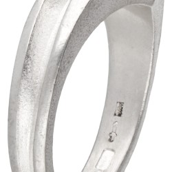 Sterling zilveren ring door Finse designer Zoltan Popovits voor Lapponia.